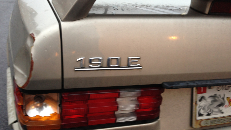 Illustration for article titled This Mercedes 190E 2.3-16 Is The Original 80s German Track Sedan